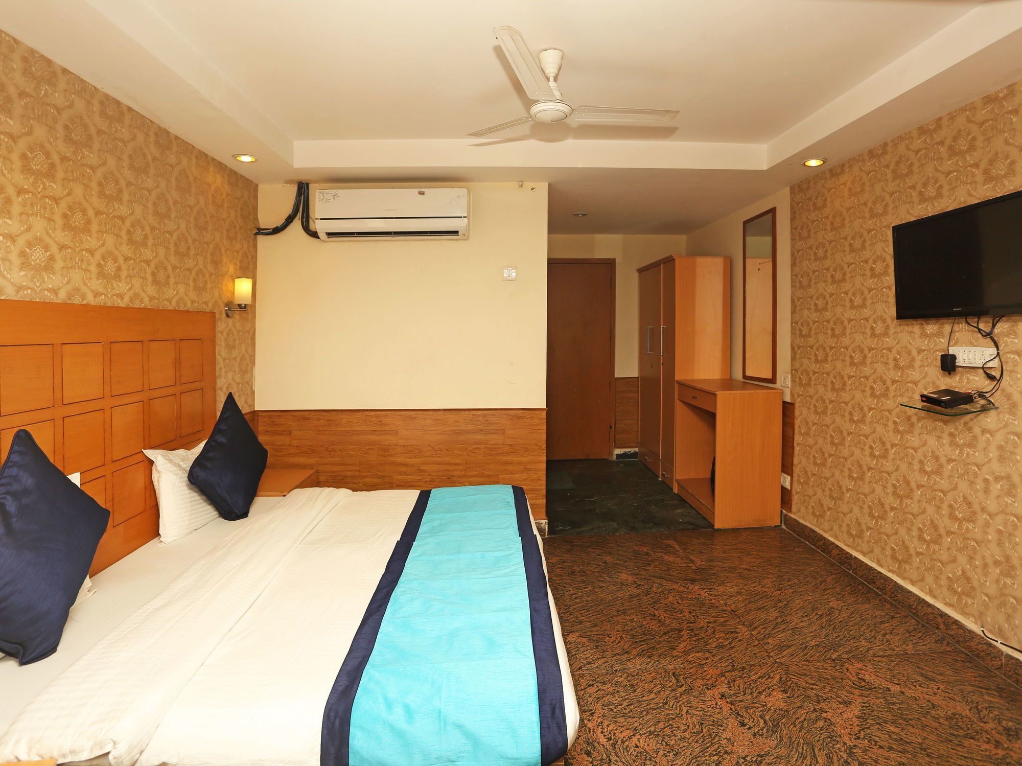 Oyo One Hotel Ghaziabad Luaran gambar